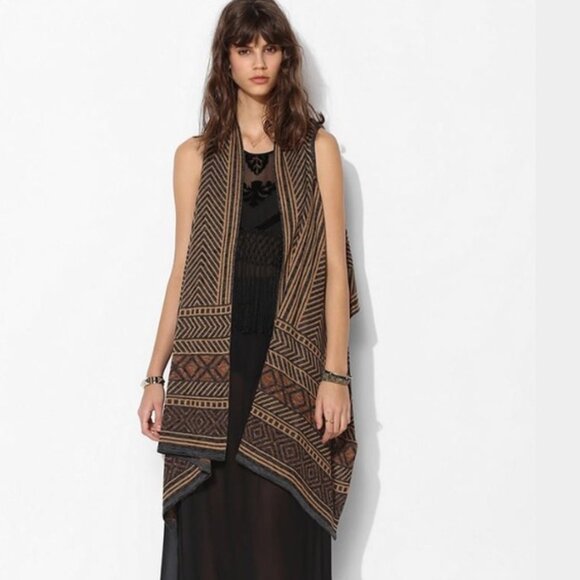 Staring at Stars UO Urban Outfitters Long Aztec Boho Vest - Size Medium - Picture 1 of 8